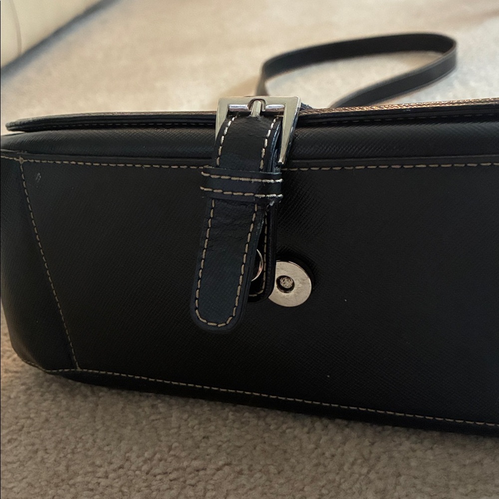 Danier Leather Crossbody Adjustable Strap Saddle Bag - Black - Picture 3 of 12